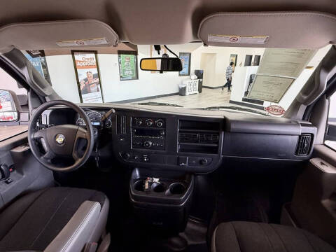 2018 Chevrolet Express 2500