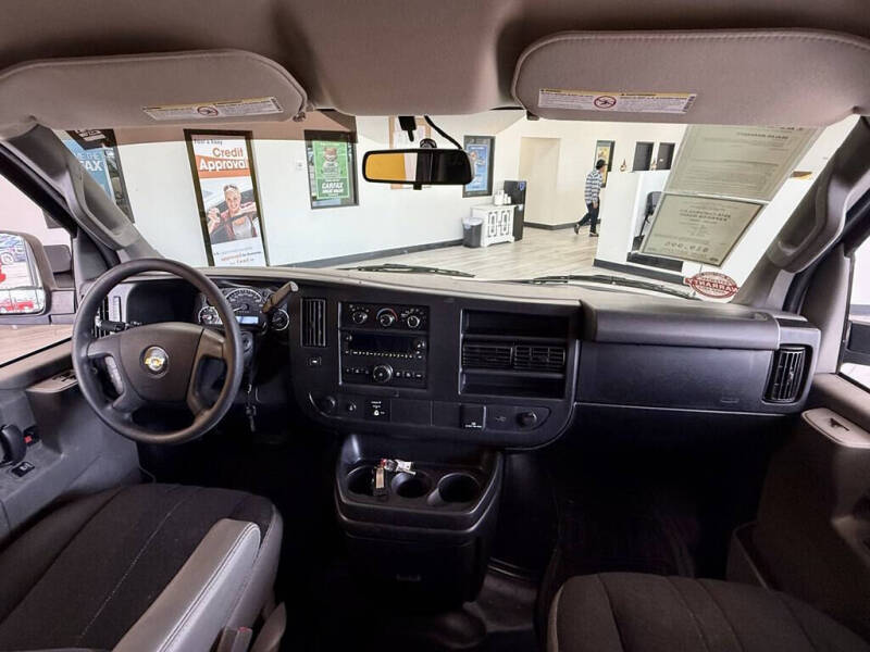 2018 Chevrolet Express 2500