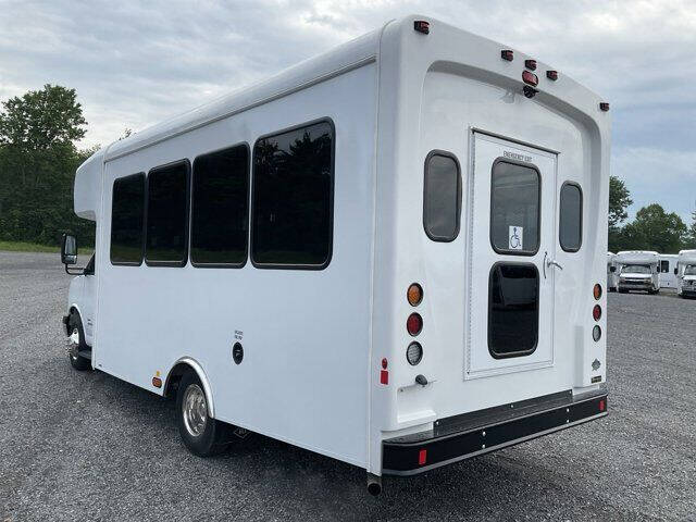 2022 Chevrolet Express 4500