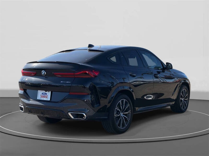 2021 BMW X6 xDrive40i