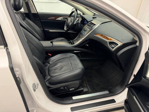 2015 Lincoln MKZ Hybrid