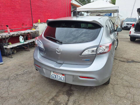 2013 Mazda MAZDA3 i Grand Touring