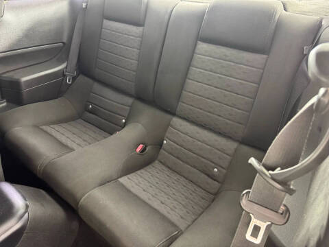 2006 Ford Mustang GT Deluxe