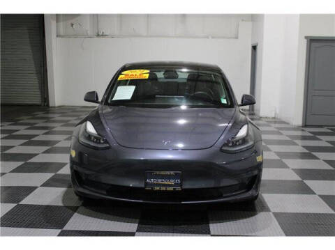 2021 Tesla Model 3 Standard Range Plus