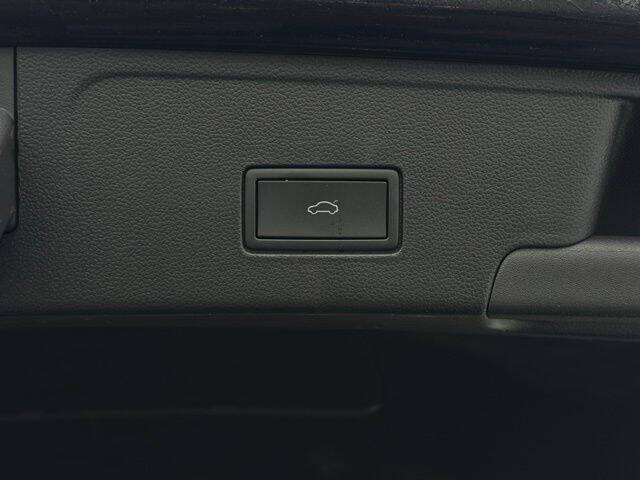 2025 Volkswagen Atlas Cross Sport SE 4Motion