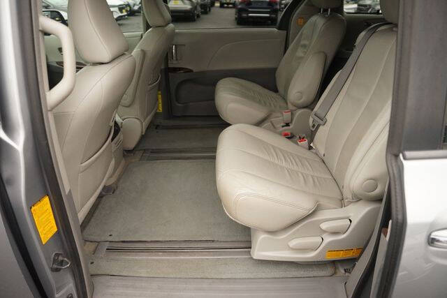 2013 Toyota Sienna