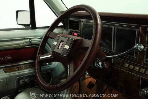 1984 Lincoln Town Car