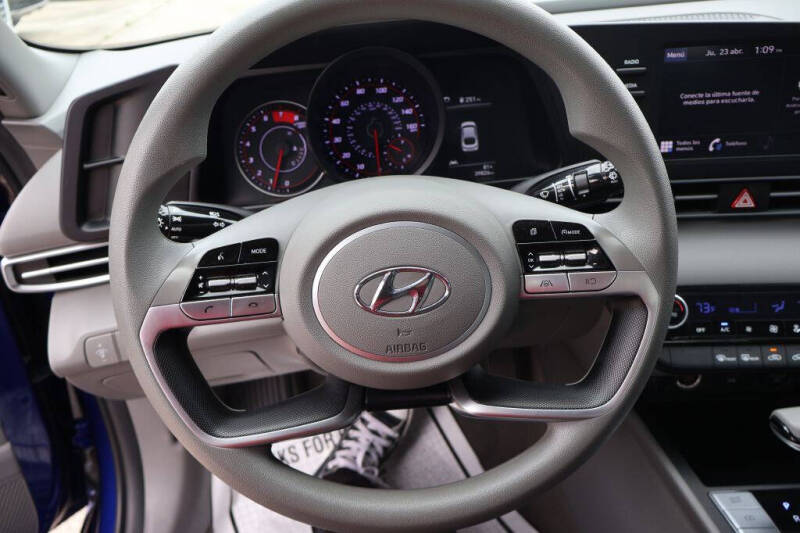 2023 Hyundai Elantra