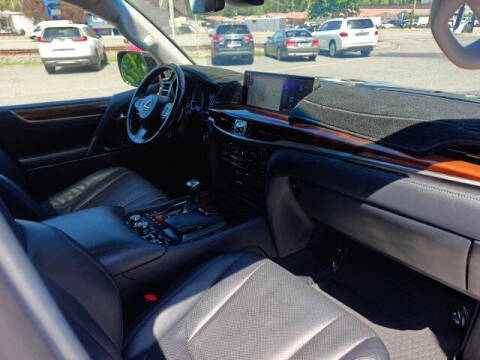 2018 Lexus LX 570