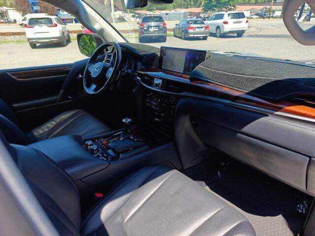2018 Lexus LX 570