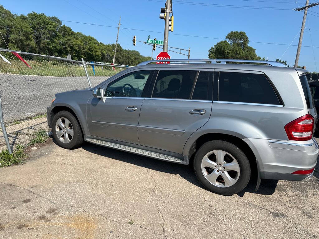 2010 Mercedes-Benz GL-Class for sale at DEES AUTO SALES & KUSTOMS WHIPS INC in Gary, IN