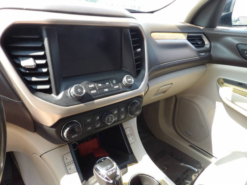 2018 GMC Acadia Denali
