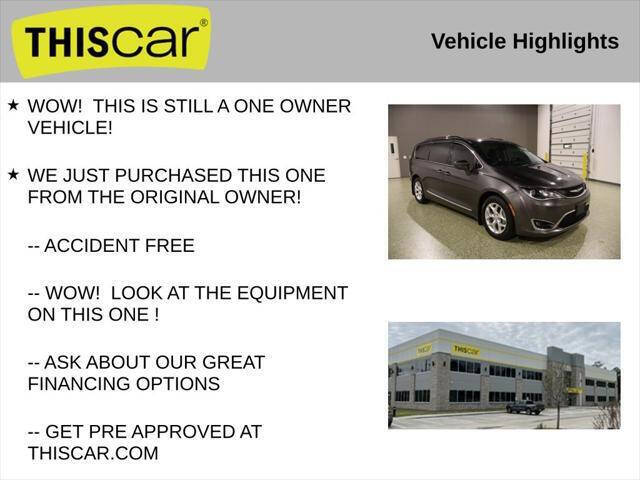 2017 Chrysler Pacifica Touring-L Plus