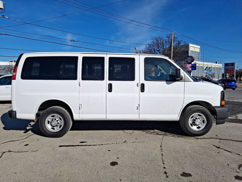 2017 Chevrolet Express LS 2500