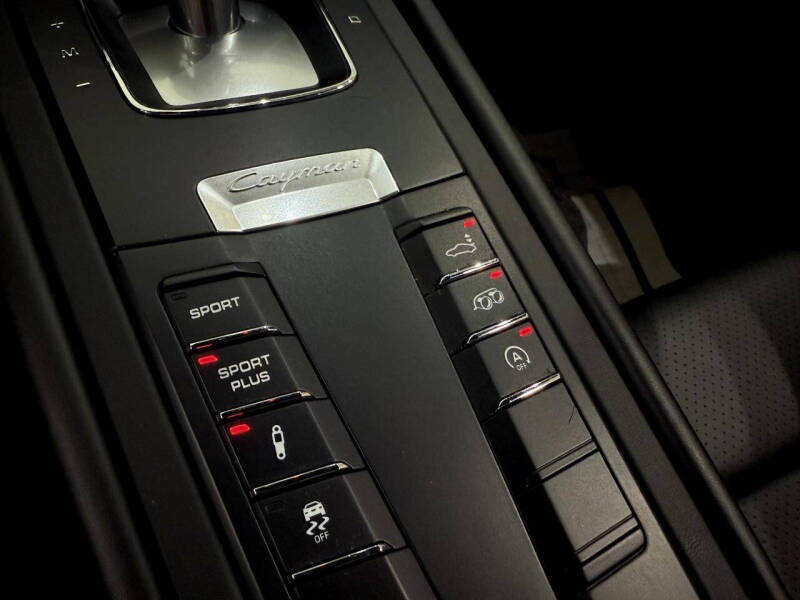 2015 Porsche Cayman GTS