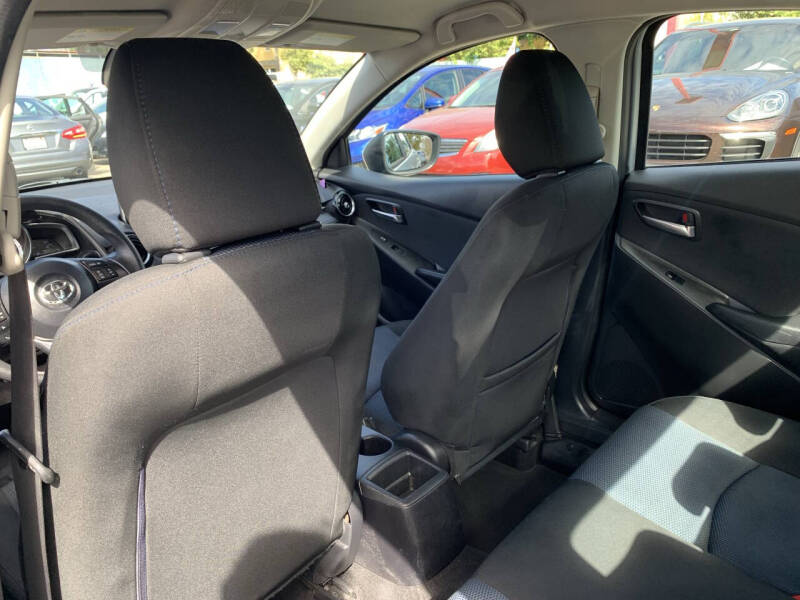 2017 Toyota Yaris iA