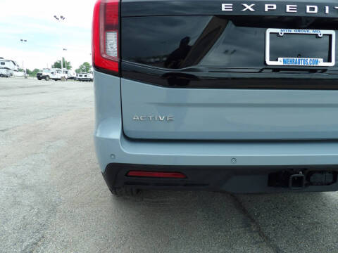 2025 Ford Expedition Active