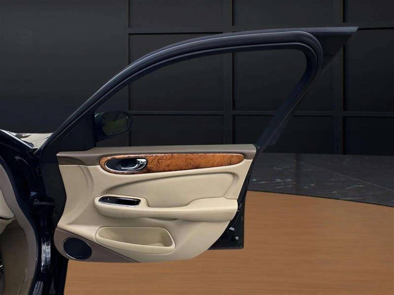 2005 Jaguar XJ-Series