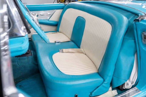 1956 Ford Thunderbird