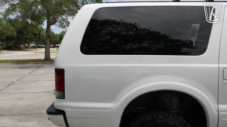 2005 Ford Excursion Eddie Bauer
