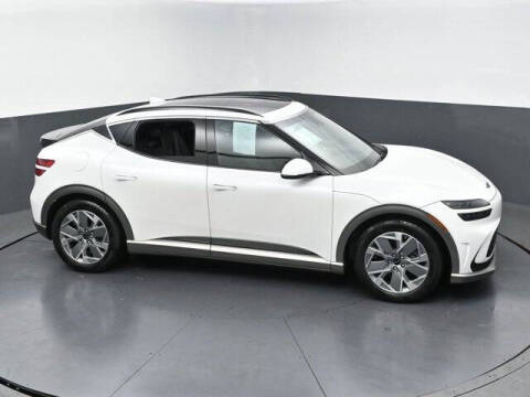 2025 Genesis GV60 Standard