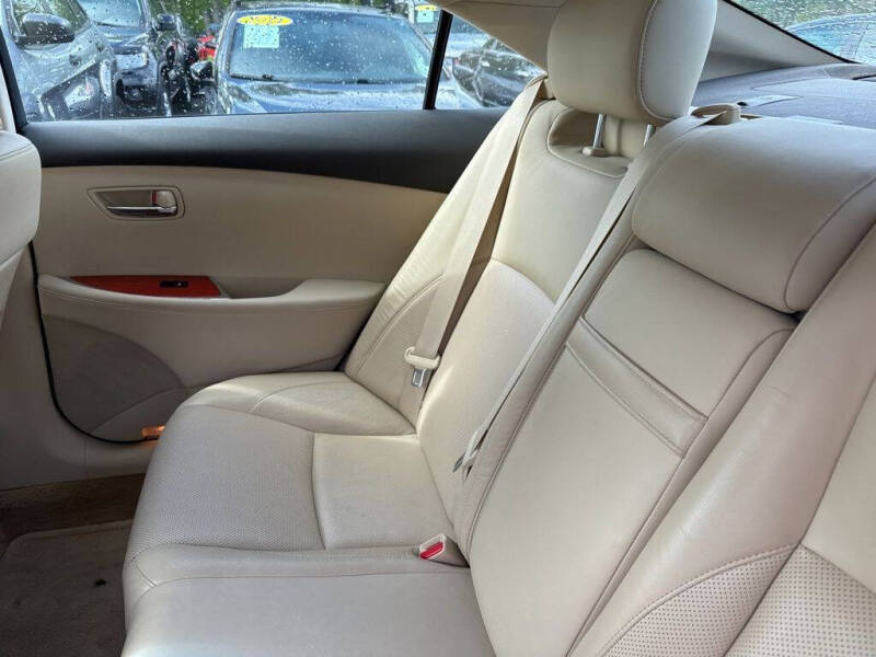 2011 Lexus ES 350