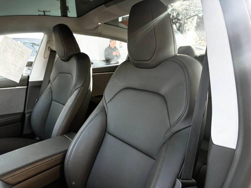 2025 Tesla Model 3 Long Range