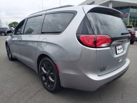 2018 Chrysler Pacifica Touring L Plus