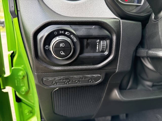 2025 Jeep Gladiator Willys