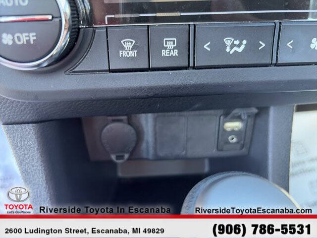 2014 Toyota Corolla LE Plus