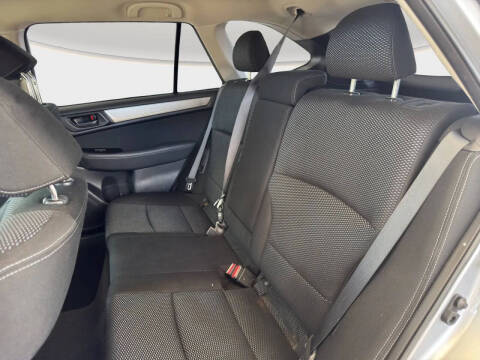 2019 Subaru Outback 2.5i