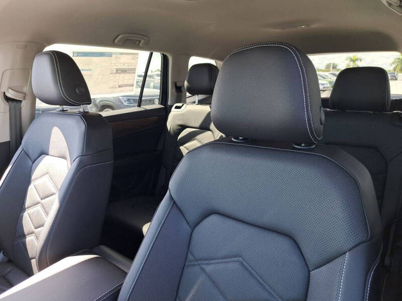 2026 Volkswagen Atlas SE