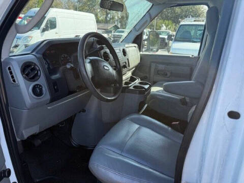 2009 Ford E-Series E-350 SD