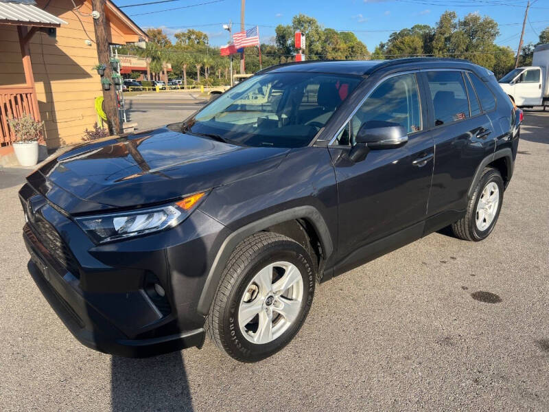 2020 Toyota RAV4 XLE