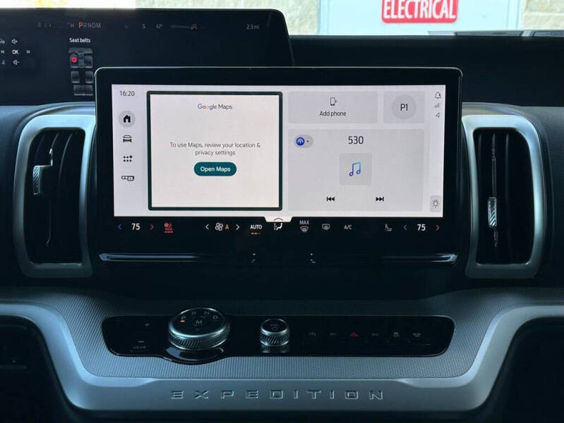 2025 Ford Expedition Active