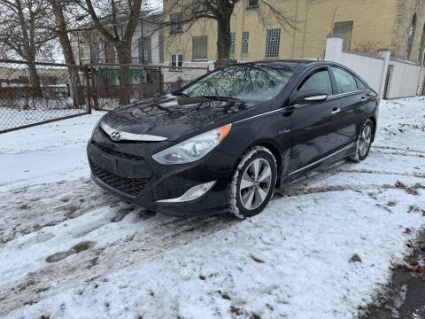 2011 Hyundai Sonata Hybrid for sale at Sam's Motorcars LLC in Cleveland OH