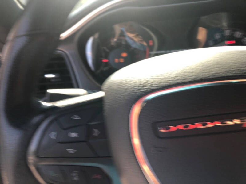 2017 Dodge Challenger R/T Shaker