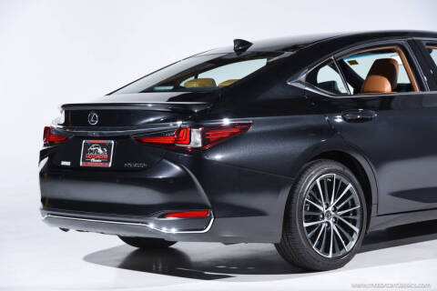 2024 Lexus ES 300h
