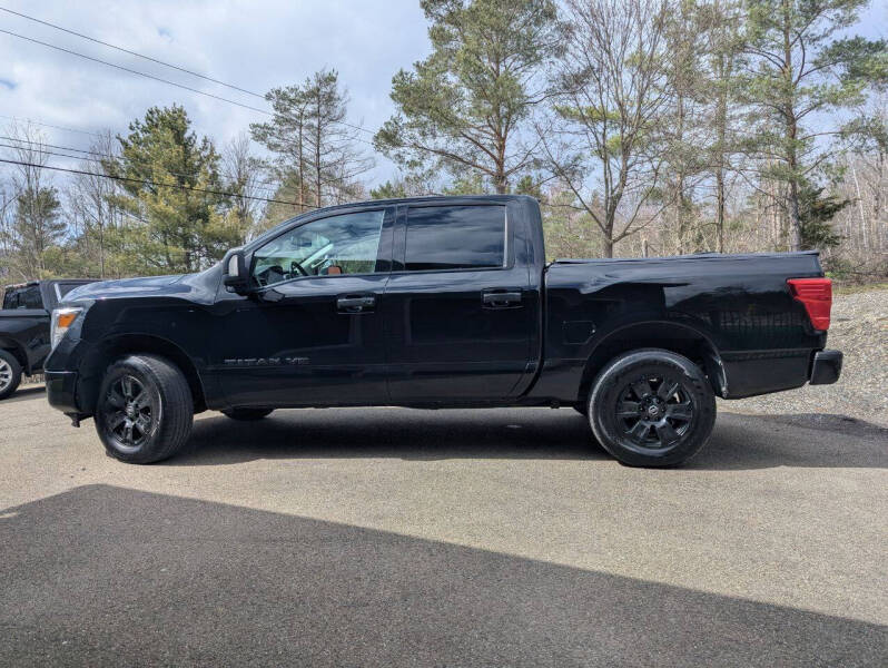 2018 Nissan Titan SV