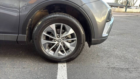 2016 Toyota RAV4 Hybrid XLE