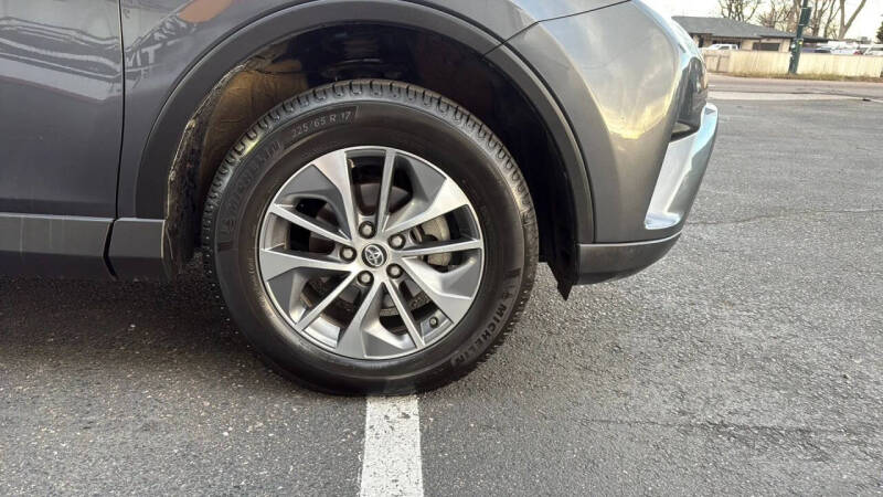 2016 Toyota RAV4 Hybrid XLE