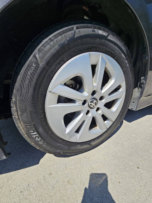 2017 Toyota Prius One