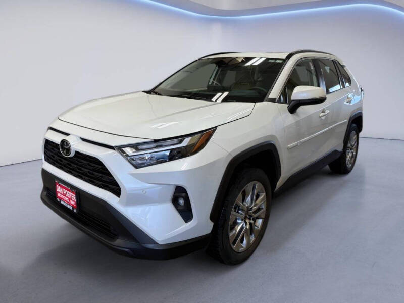2025 Toyota RAV4 XLE Premium's photo