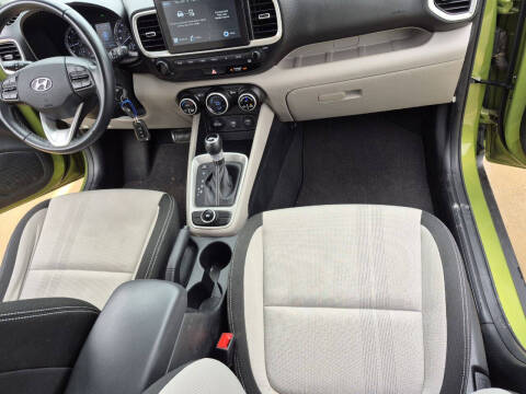 2021 Hyundai Venue SEL