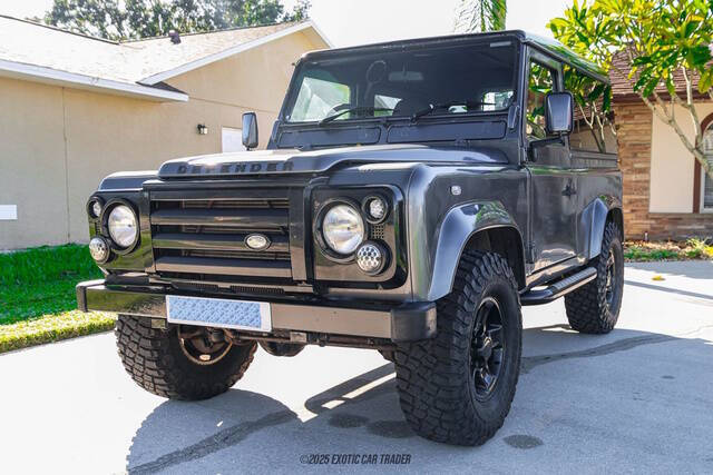 2000 Land Rover Defender