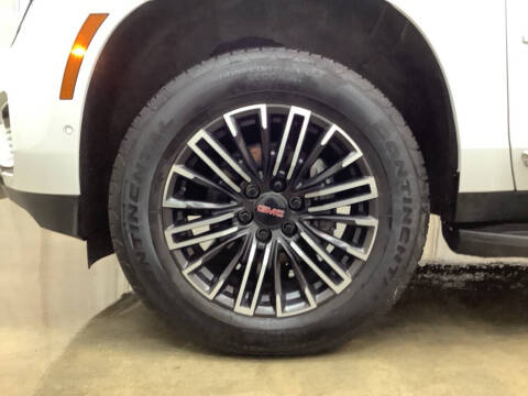 2025 GMC Yukon Elevation