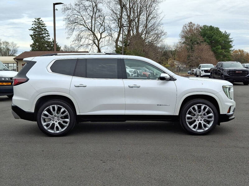 2024 GMC Acadia Denali