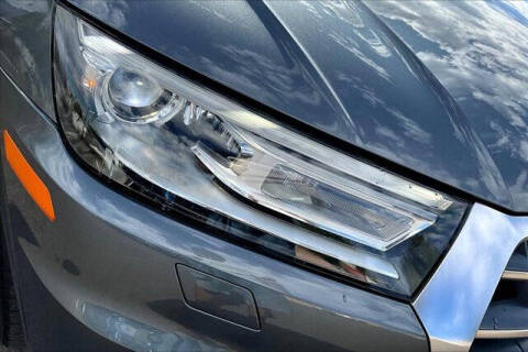 2019 Audi Q5 quattro Premium 45 TFSI