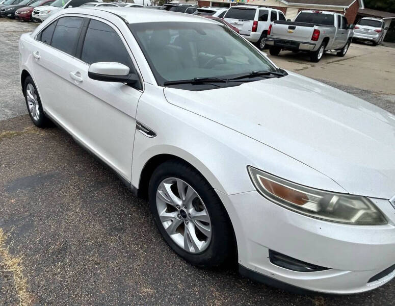 2011 Ford Taurus SEL