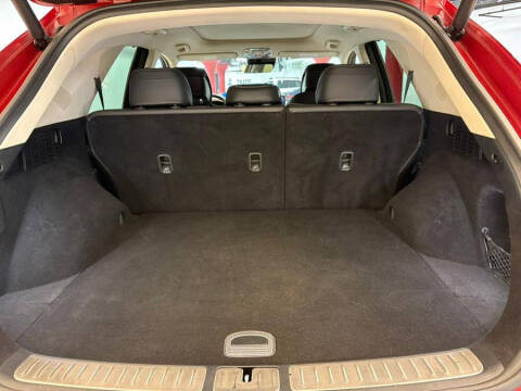 2023 Genesis GV70 2.5T Standard